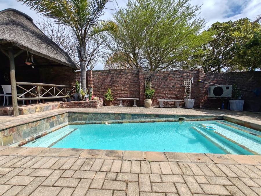 4 Bedroom Property for Sale in Lorraine Eastern Cape